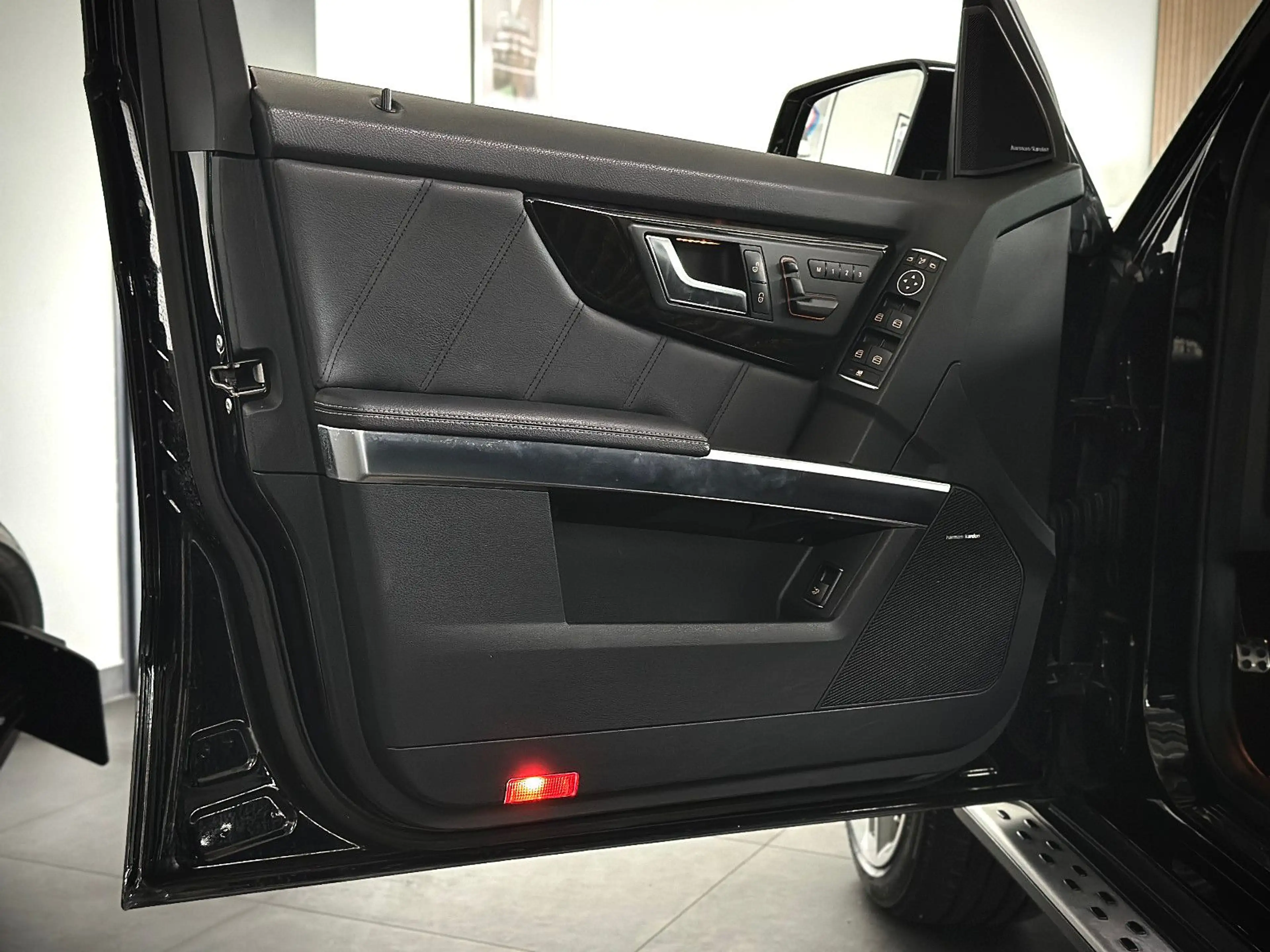 Mercedes-Benz GLK 350 CDI 4Matic V6 AMG*Memory*360°*H&K*TRAUM* — photo 13