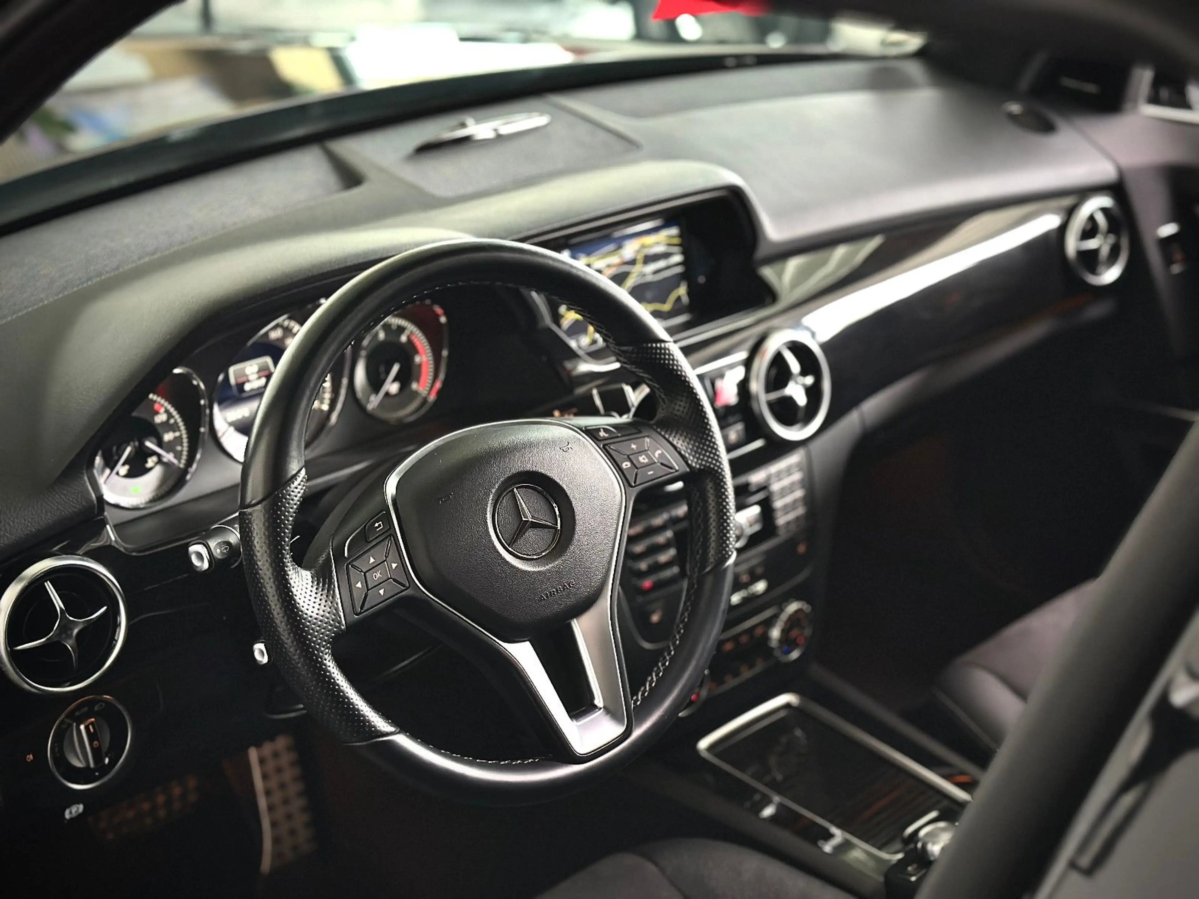 Mercedes-Benz GLK 350 CDI 4Matic V6 AMG*Memory*360°*H&K*TRAUM* — photo 4