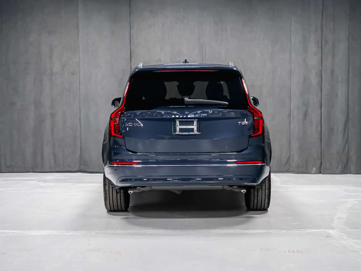 2026 Volvo XC90 Core Bright Theme thumb 6