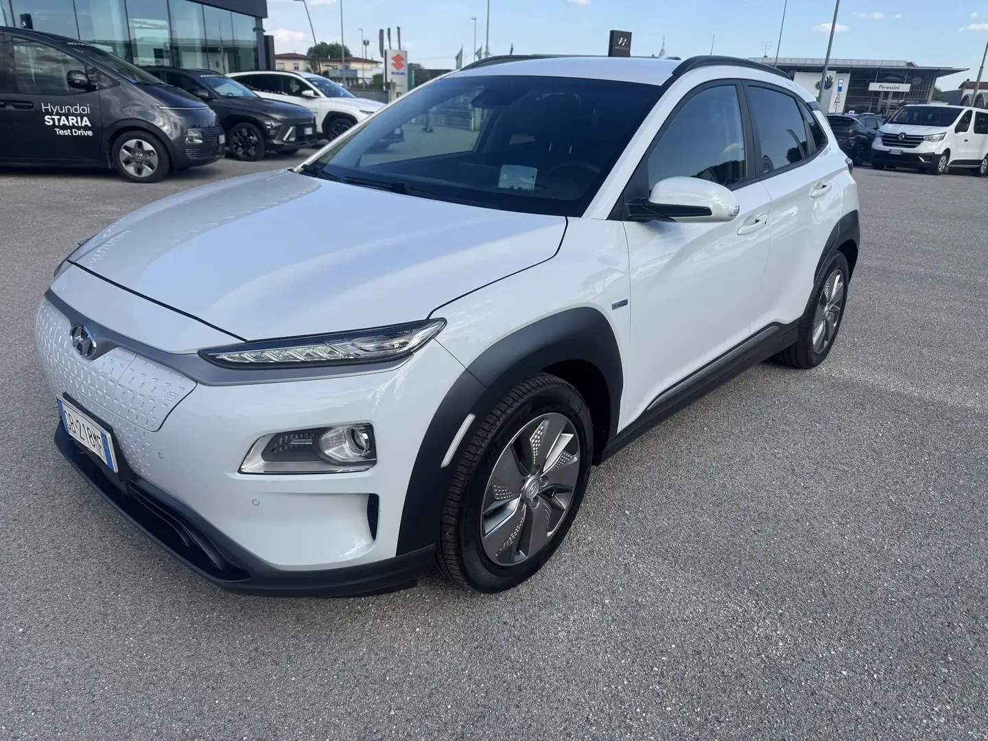 Hyundai KONA EV 64 kWh Exellence + Weiß - 1