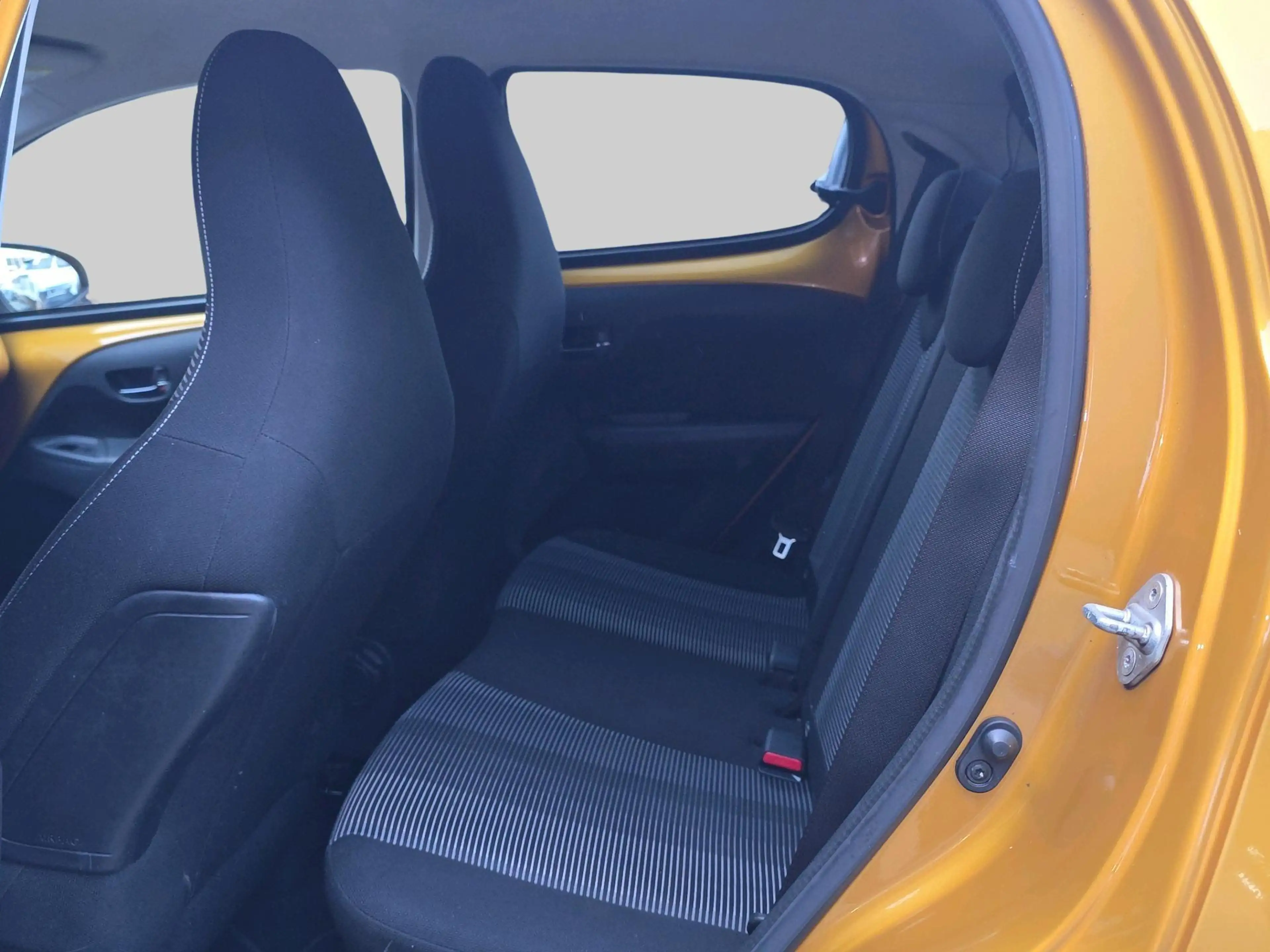 Peugeot 108 1.0 e-VTi Collection | Airco | Getinte ramen | Cru — photo 6