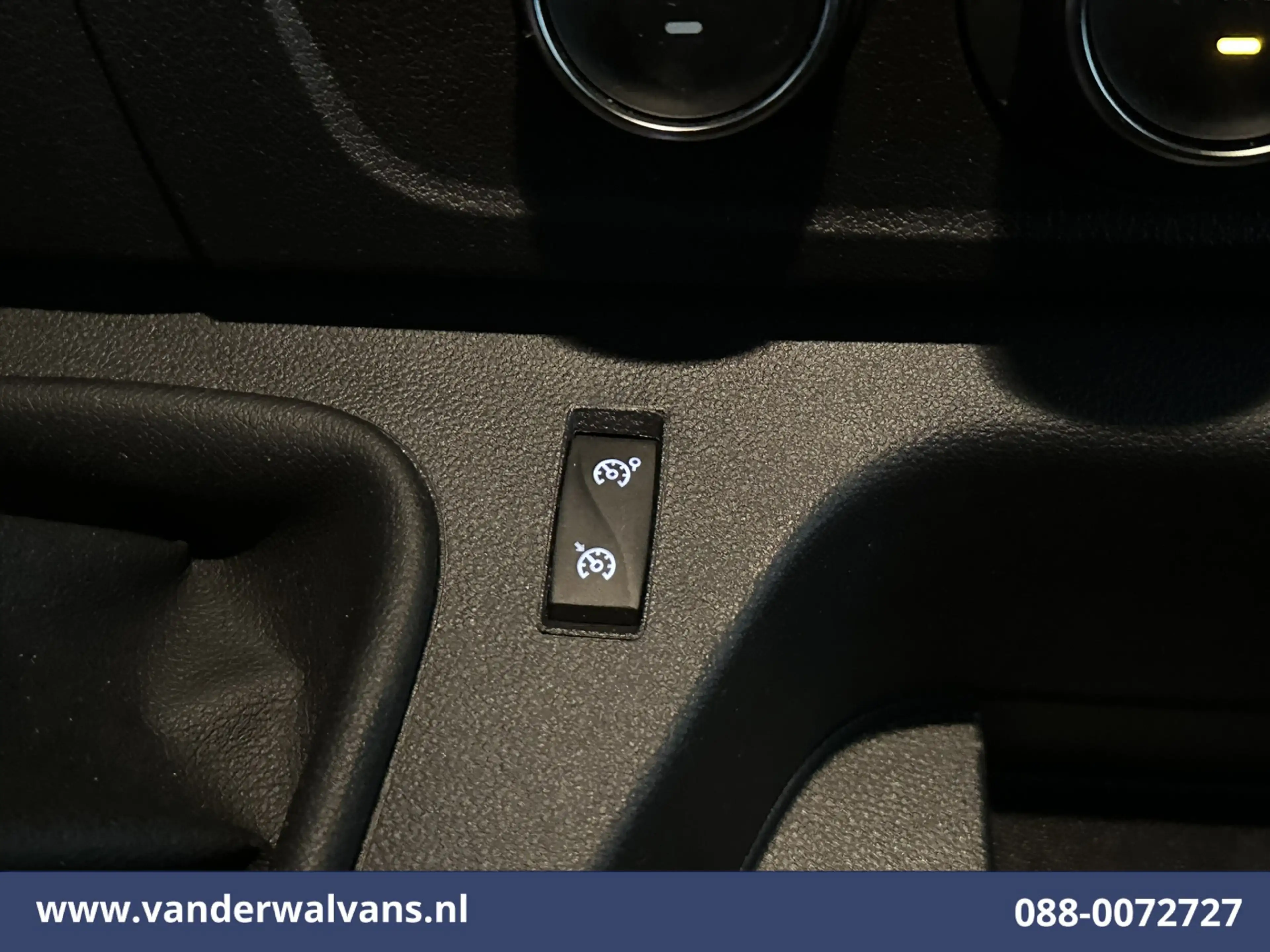 Renault Master 2.3 dCi 146pk Bakwagen 232cm Hoog Laadklep Zijdeur — photo 5