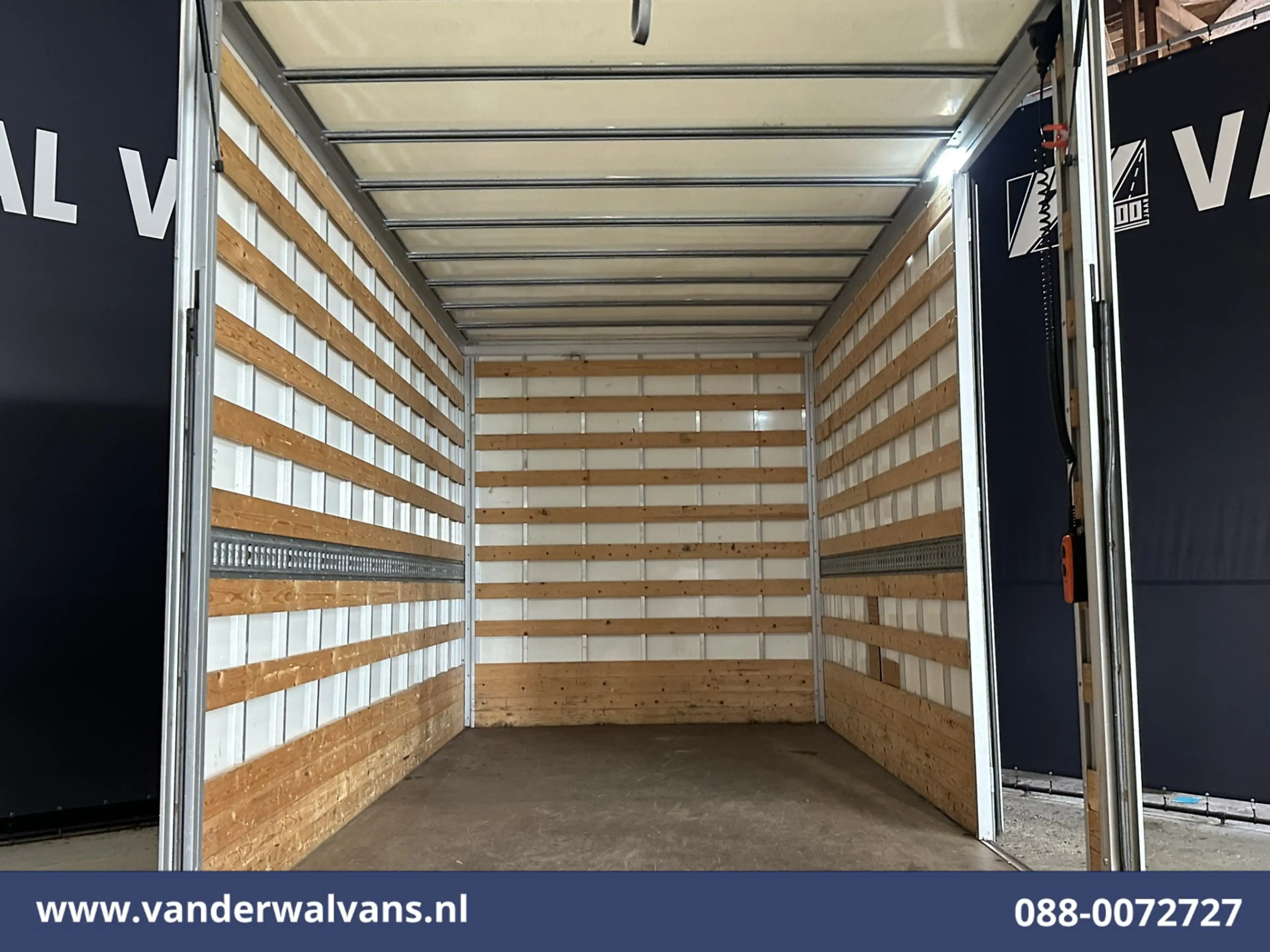 Renault Master 2.3 dCi 146pk Bakwagen 232cm Hoog Laadklep Zijdeur — photo 12