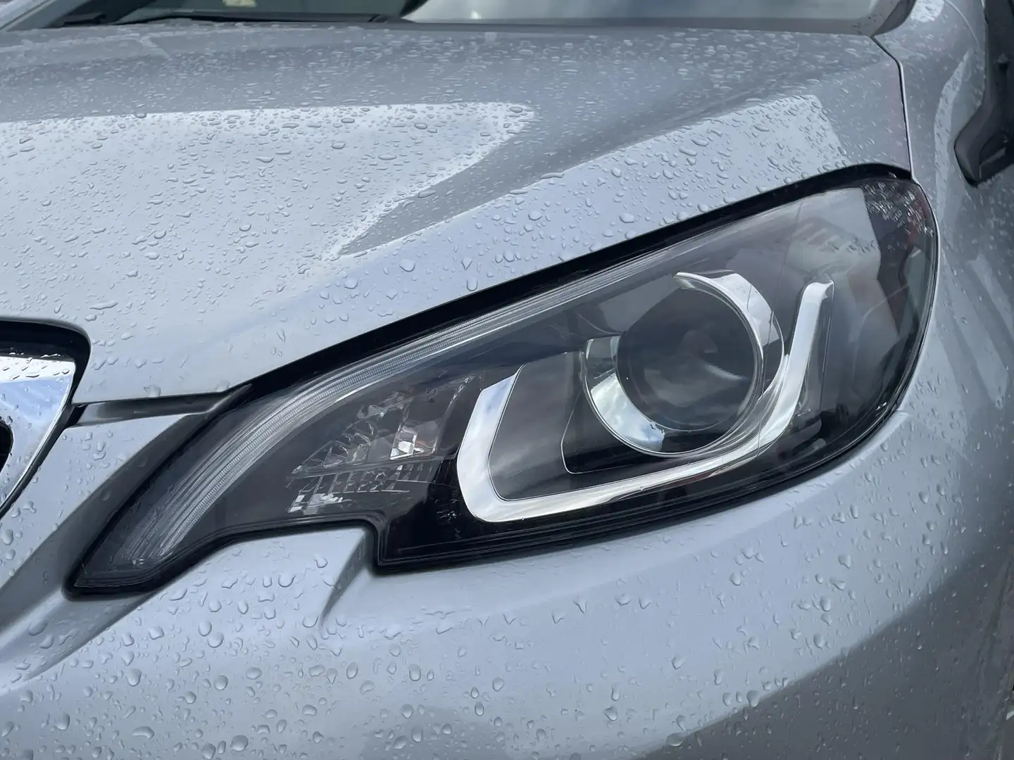 Peugeot 108 1.0 e-VTi Active - Airconditioning - LED verlichti Gris - 2