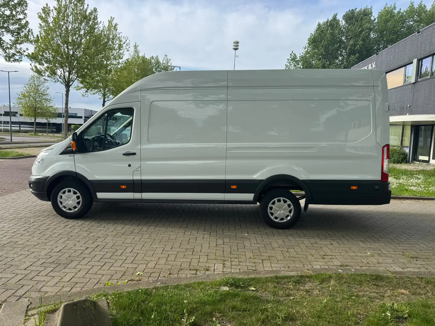 Ford Transit Transit 350 2.0 TDCI L4H3 Tr Wit - 2
