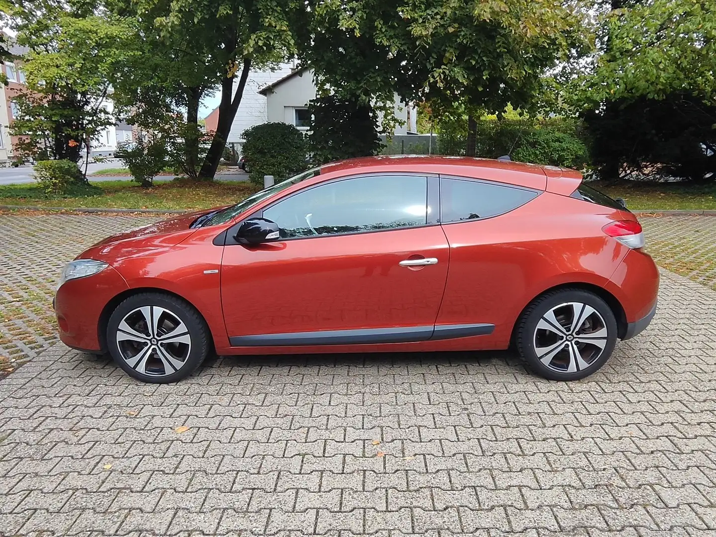 Renault Megane Megane TCe 130 Coupe Bose Edition Oranžová - 2