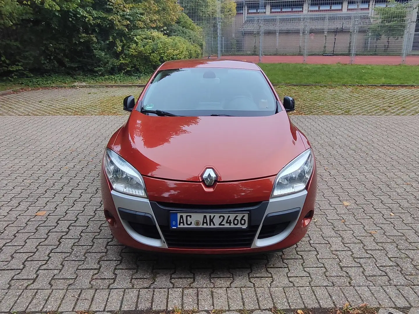 Renault Megane Megane TCe 130 Coupe Bose Edition Oranžová - 1