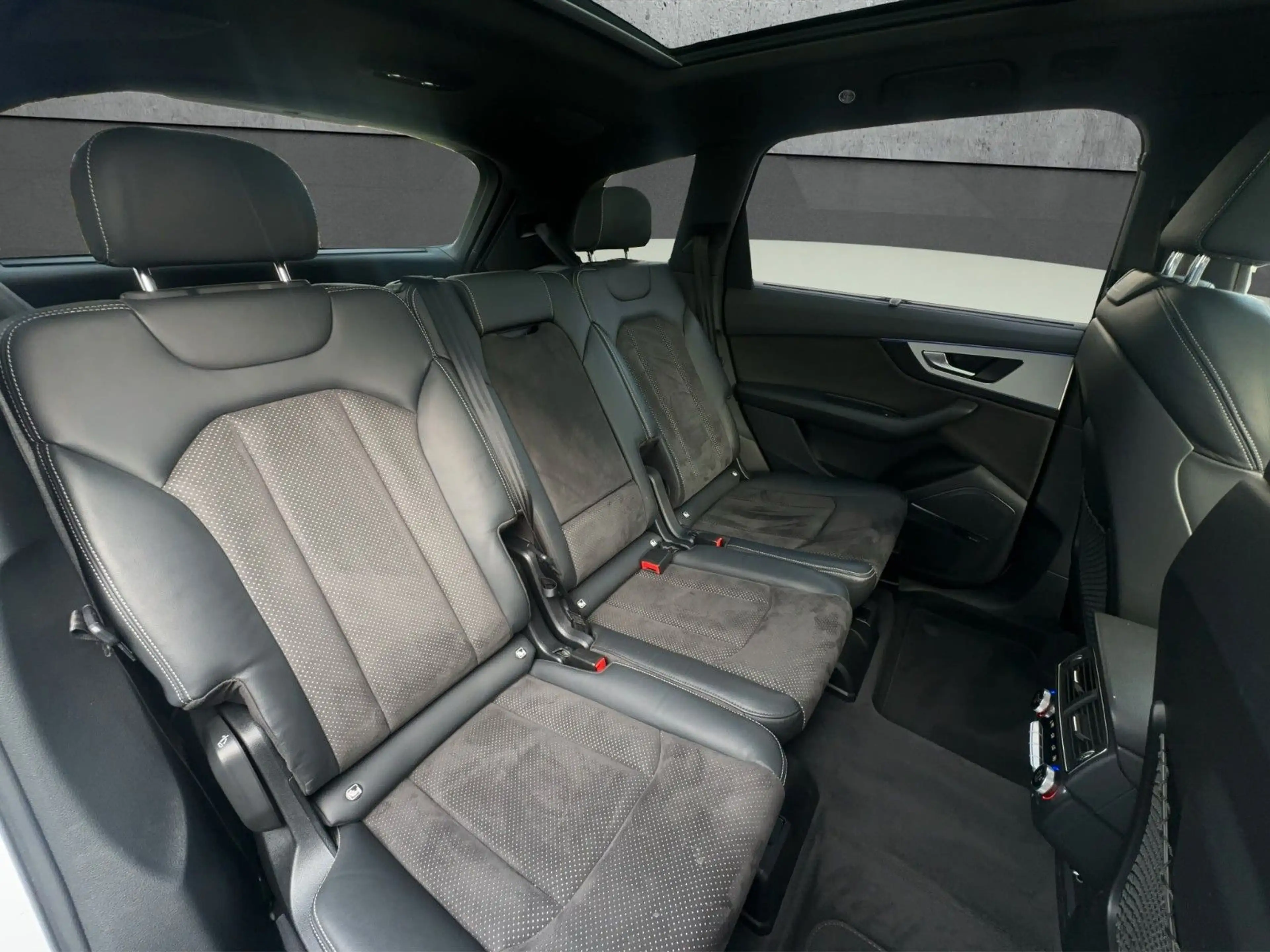 Audi Q7 3x S Line Pano ACC HUD 360°BOSE 7 Sitzer STHZ — photo 13