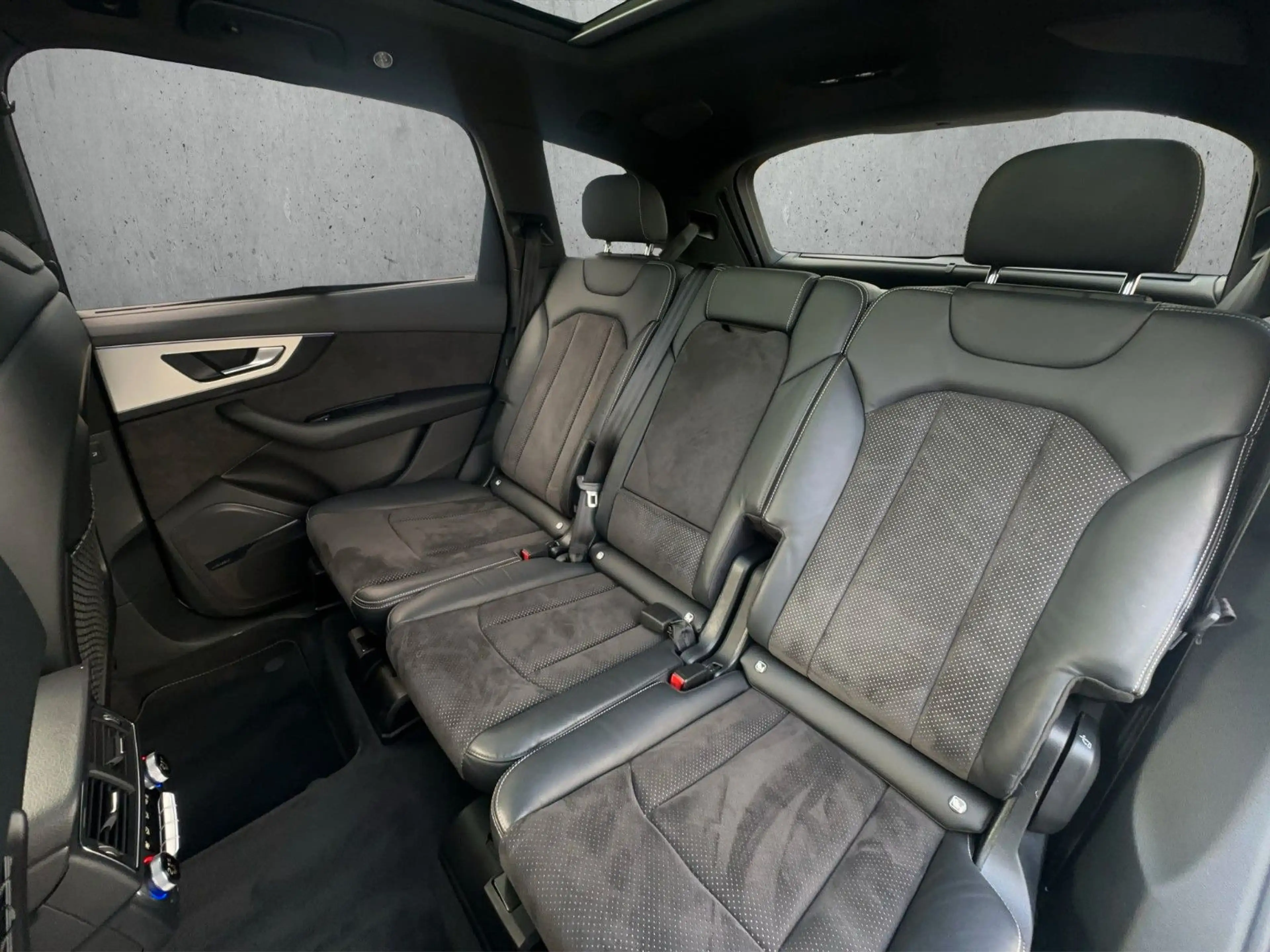 Audi Q7 3x S Line Pano ACC HUD 360°BOSE 7 Sitzer STHZ — photo 15