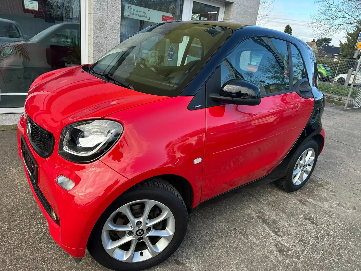 smart forTwo passion Automatik ,Erst 32000Tkm Rouge - 1