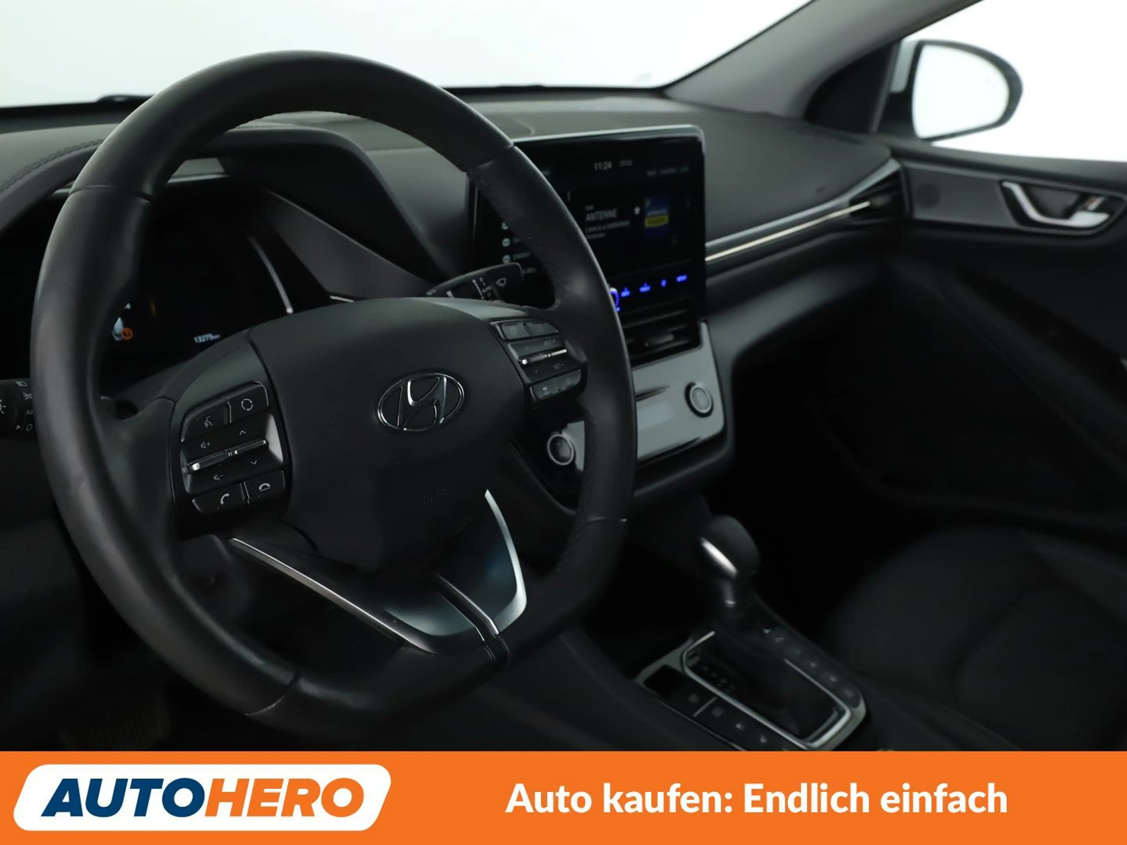 Hyundai IONIQ 1.6 Hybrid Premium Aut.*NAVI*ACC*CAM*PDC*SHZ*ALU* — photo 11
