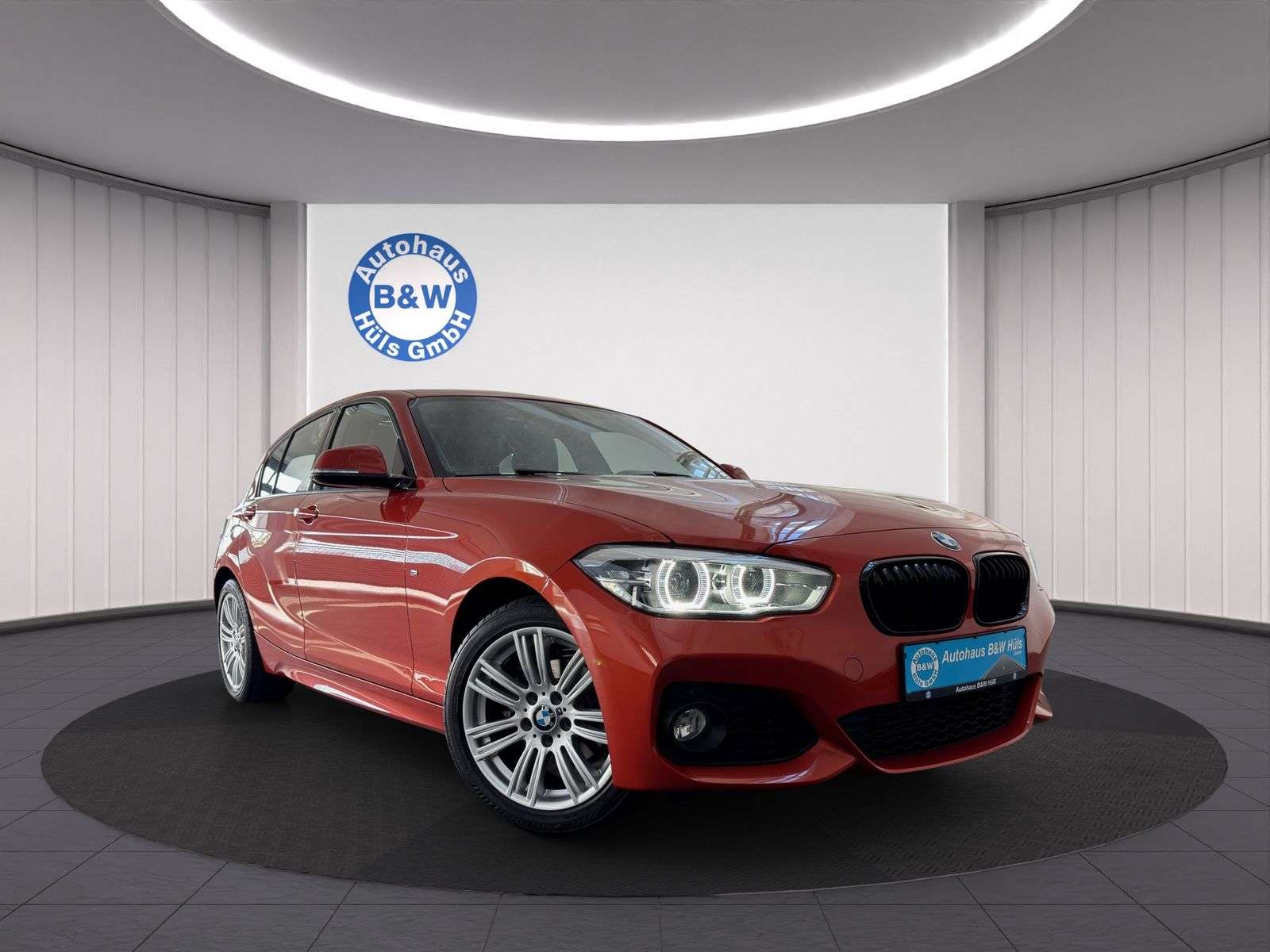 BMW 118