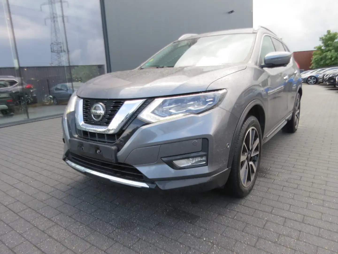 Nissan X-Trail X-Trail 1.7 dCi Tekna 7 Plaatsen Grey - 1