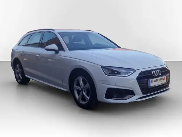 Audi A4 view 3
