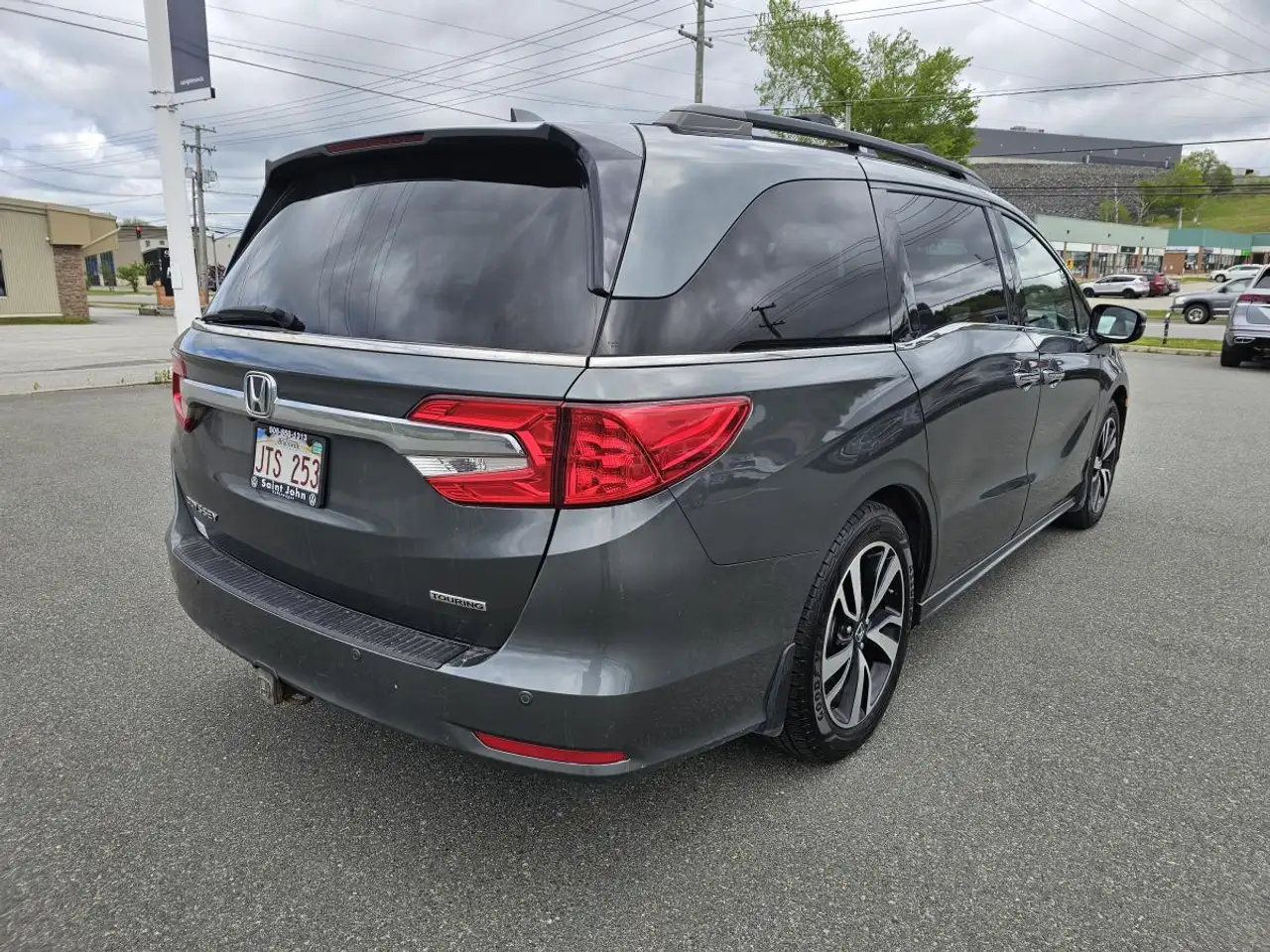 Honda Odyssey снимка Honda Odyssey