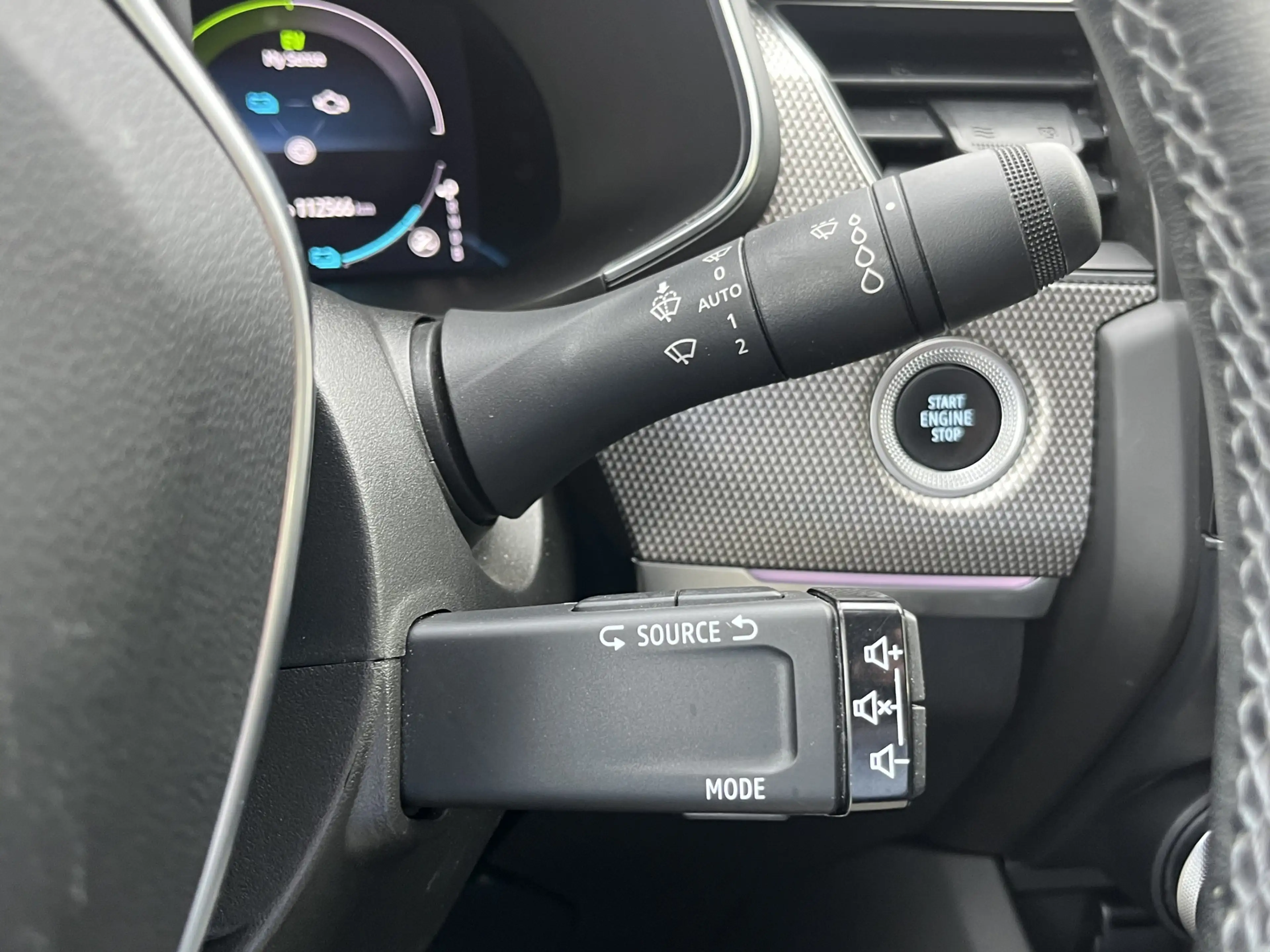 Renault Arkana 1.6 E-Tech Hybrid 145PK Intens / Trekhaak / Parkee — photo 28