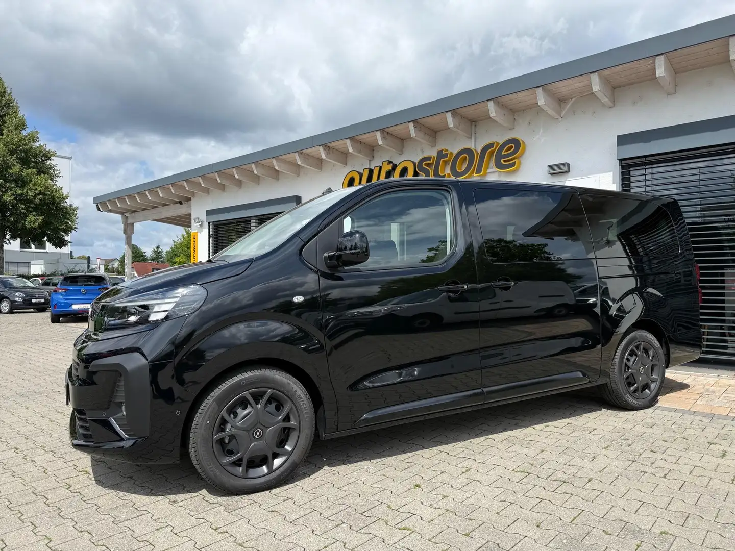 Opel Zafira Edition 2.0 Diesel 130 kW (177 PS), Autom. 8-Ga... Noir - 1