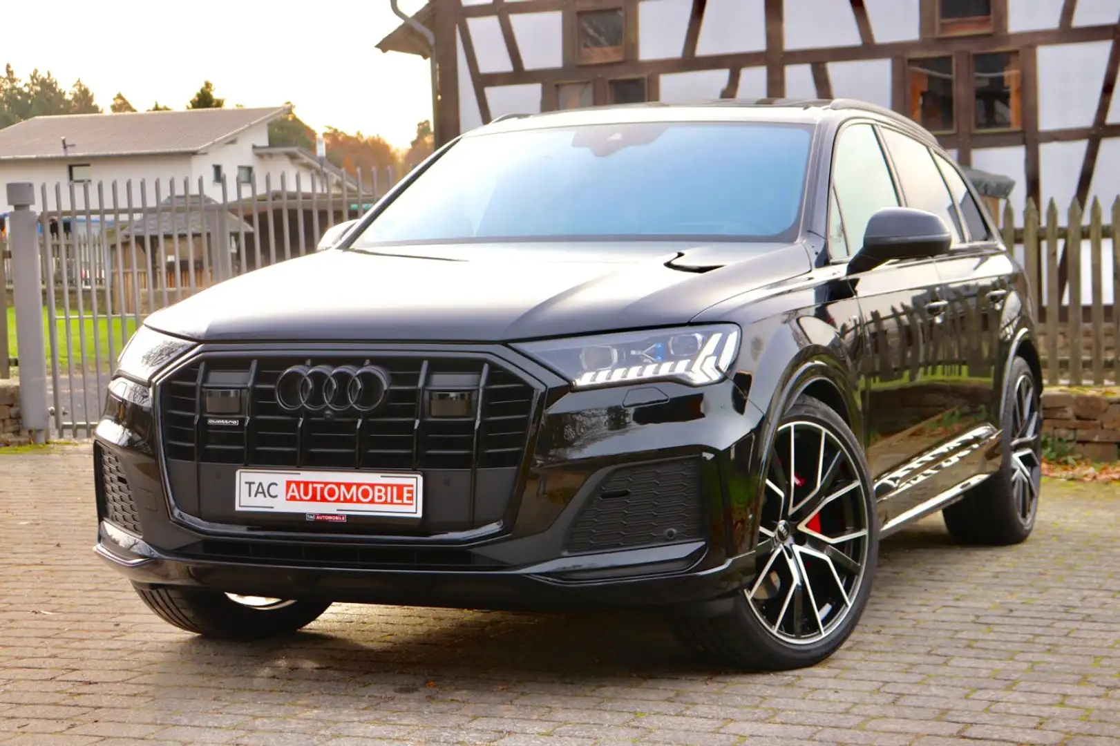 Audi Q7 50TDI quattro competition plus Garantie 2028 Schwarz - 1