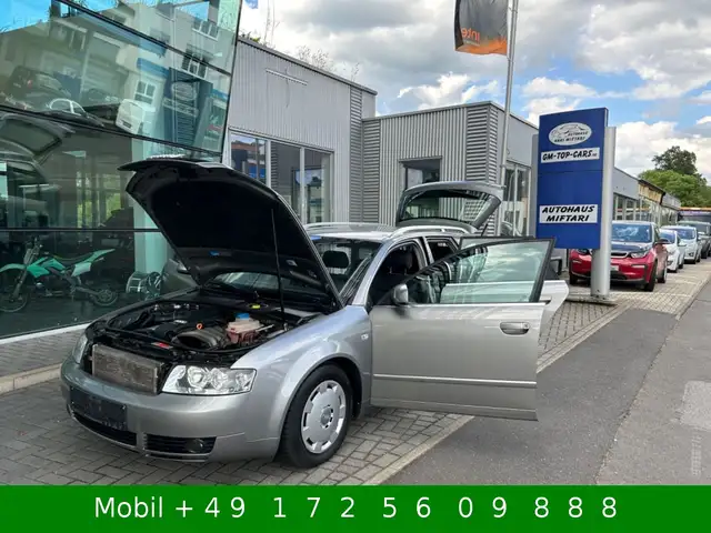 Audi A4 Avant view 14