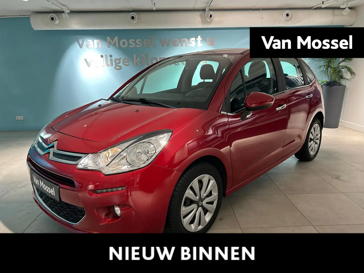 Citroen C3 1.2 PureTech Collection 1e eigenaar | unieke kilom Rouge - 1