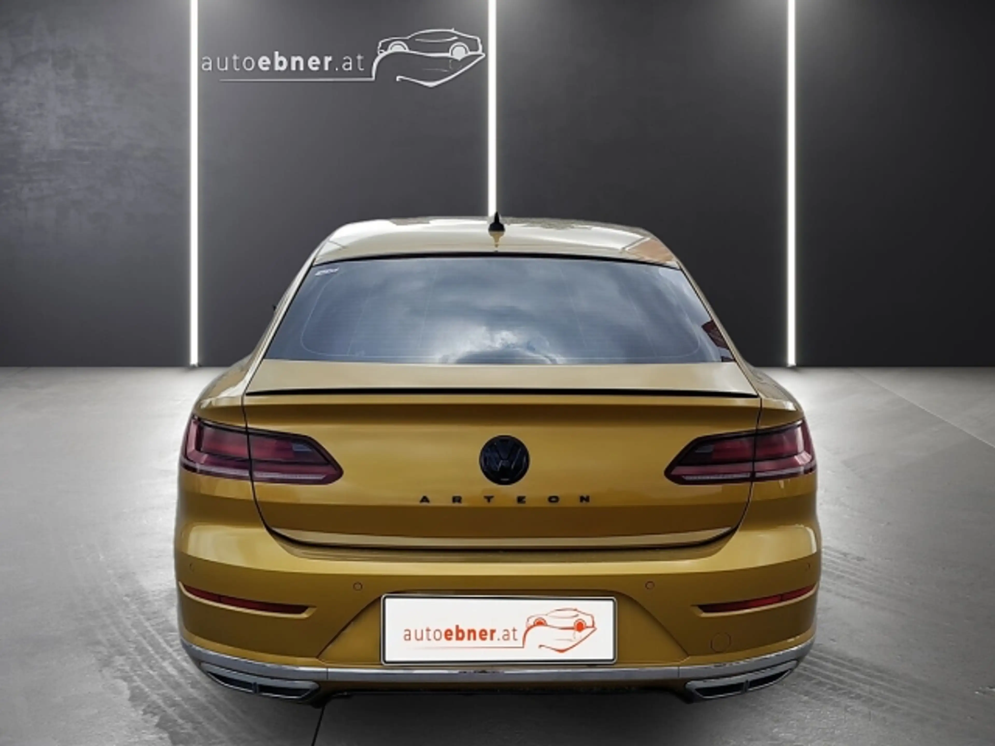 Volkswagen Arteon 2,0 TSI DSG R-Line+RADAR+RFK+LEDER+LED — photo 6