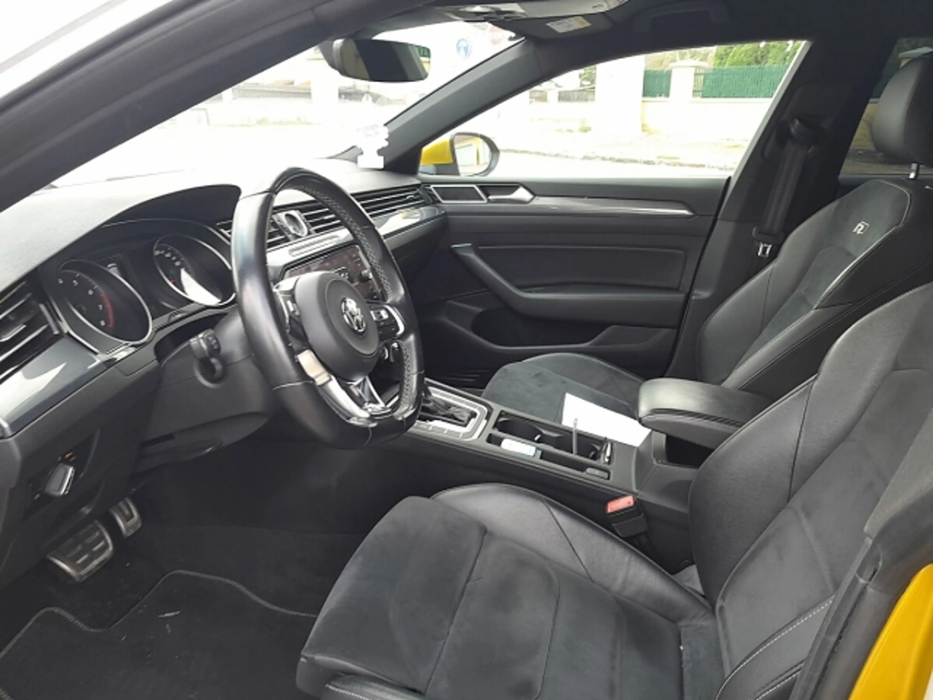 Volkswagen Arteon 2,0 TSI DSG R-Line+RADAR+RFK+LEDER+LED — photo 9