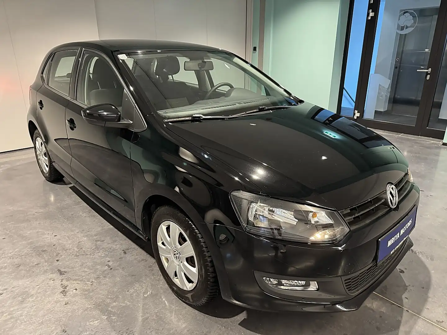Volkswagen Polo 1.2 Cool | Service neu | Perfektes Anfängerauto Schwarz - 2