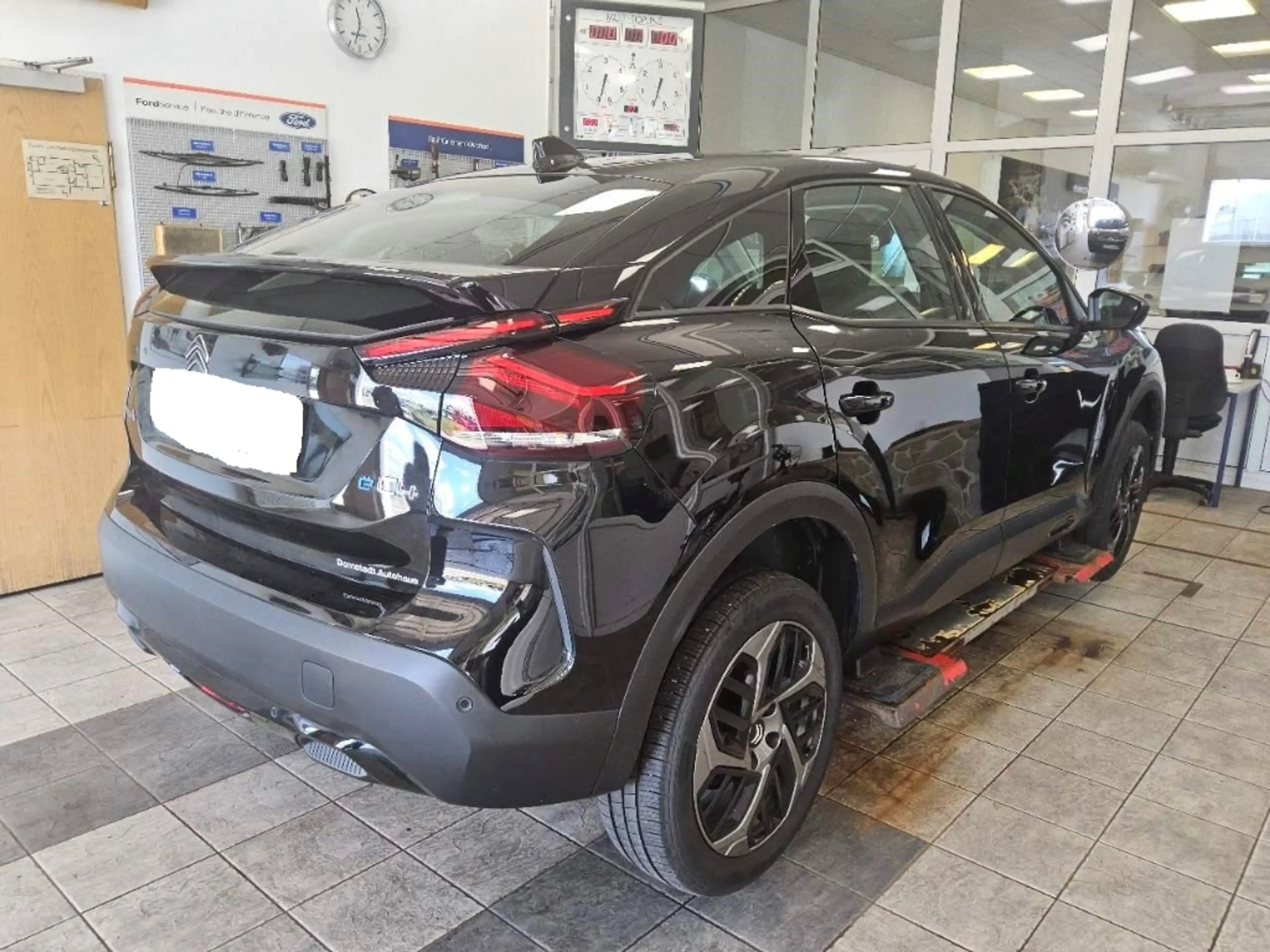 Citroen E-C4 Electric Plus 11kw Shz Navi Kamera PDC Keyless — photo 3