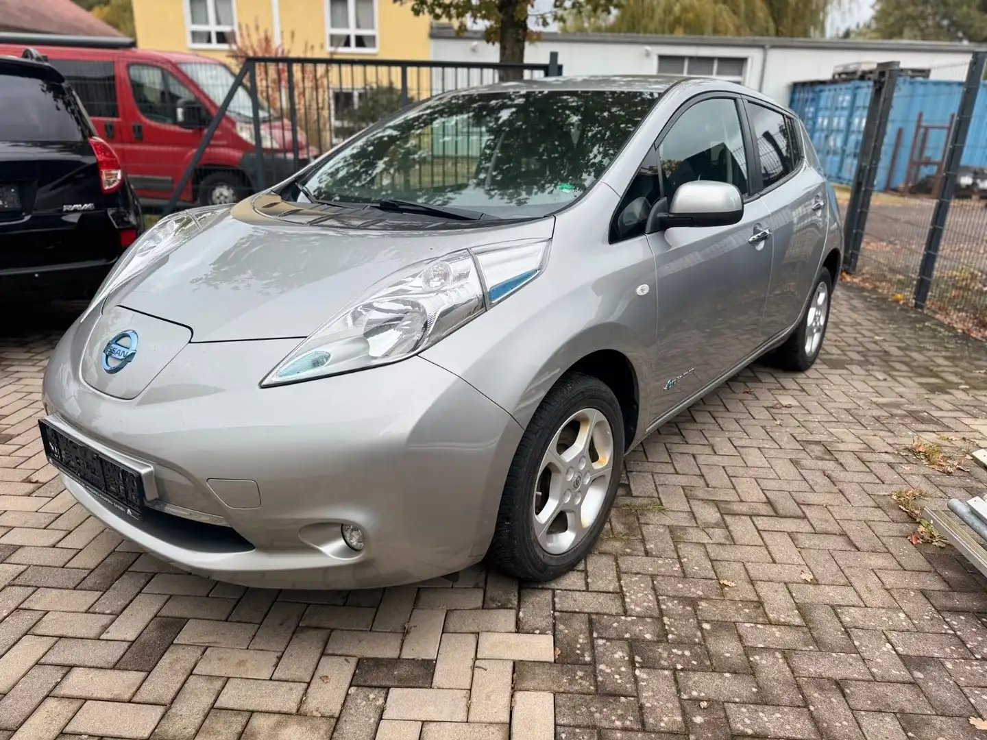 Nissan Leaf Acenta Grau - 1
