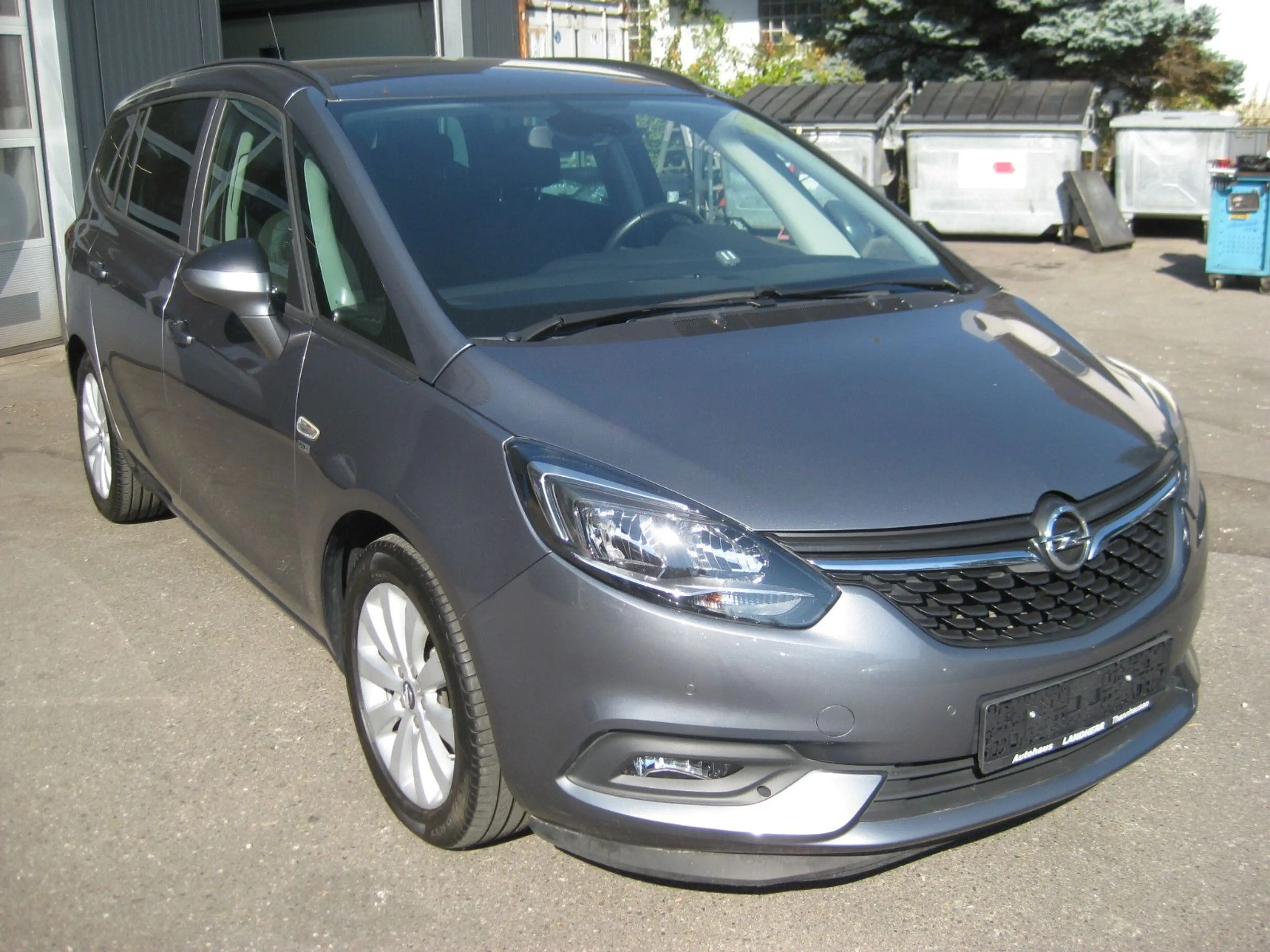 Opel Zafira C 120 Jahre "7-SITZER" — photo 3