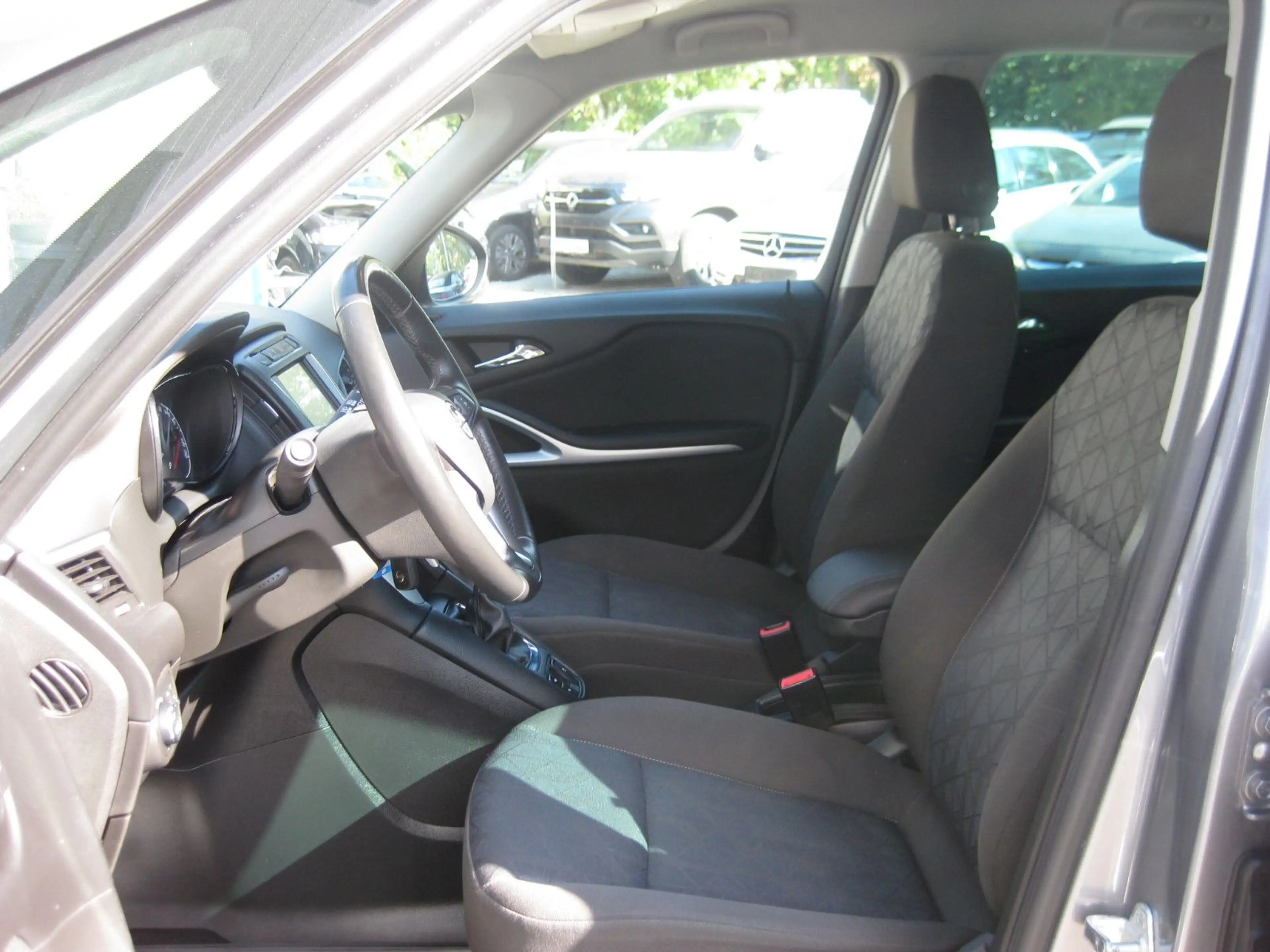 Opel Zafira C 120 Jahre "7-SITZER" — photo 8