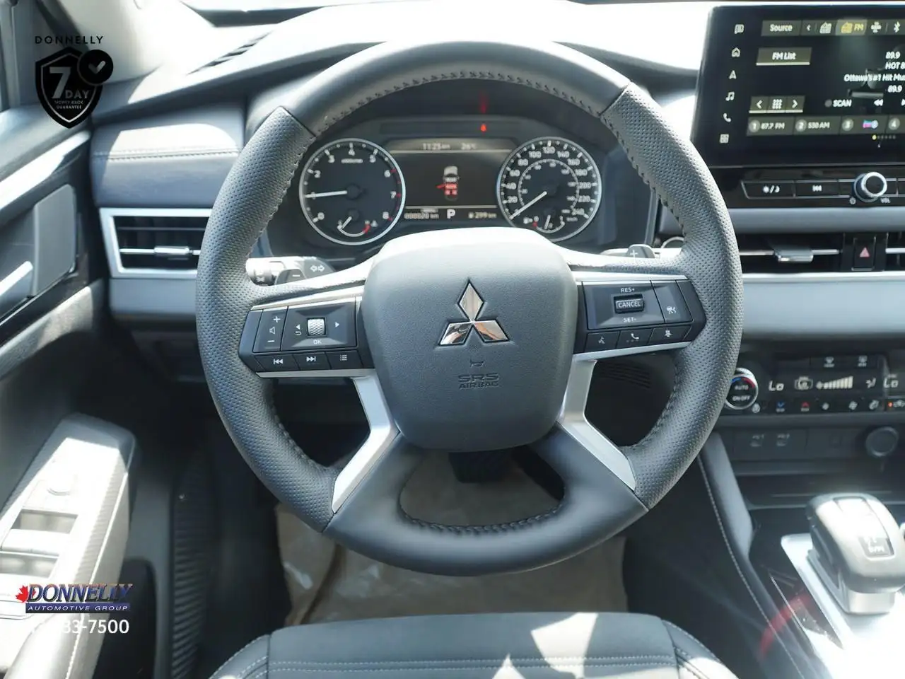 Mitsubishi Outlander снимка Mitsubishi Outlander