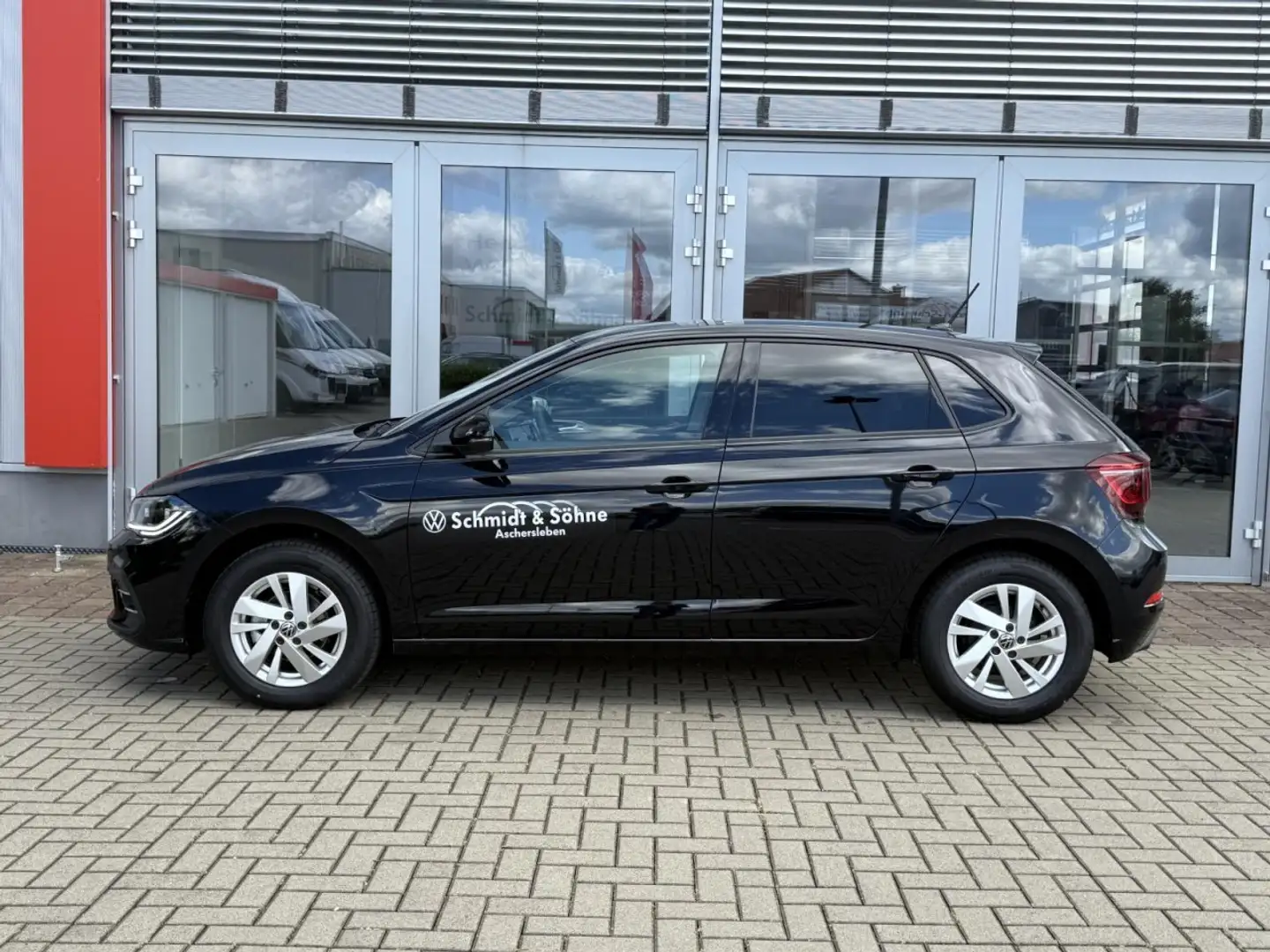 Volkswagen Polo Style 1.0 TSI OPF 5-Gang Klima Navi Einparkhilfe Schwarz - 2