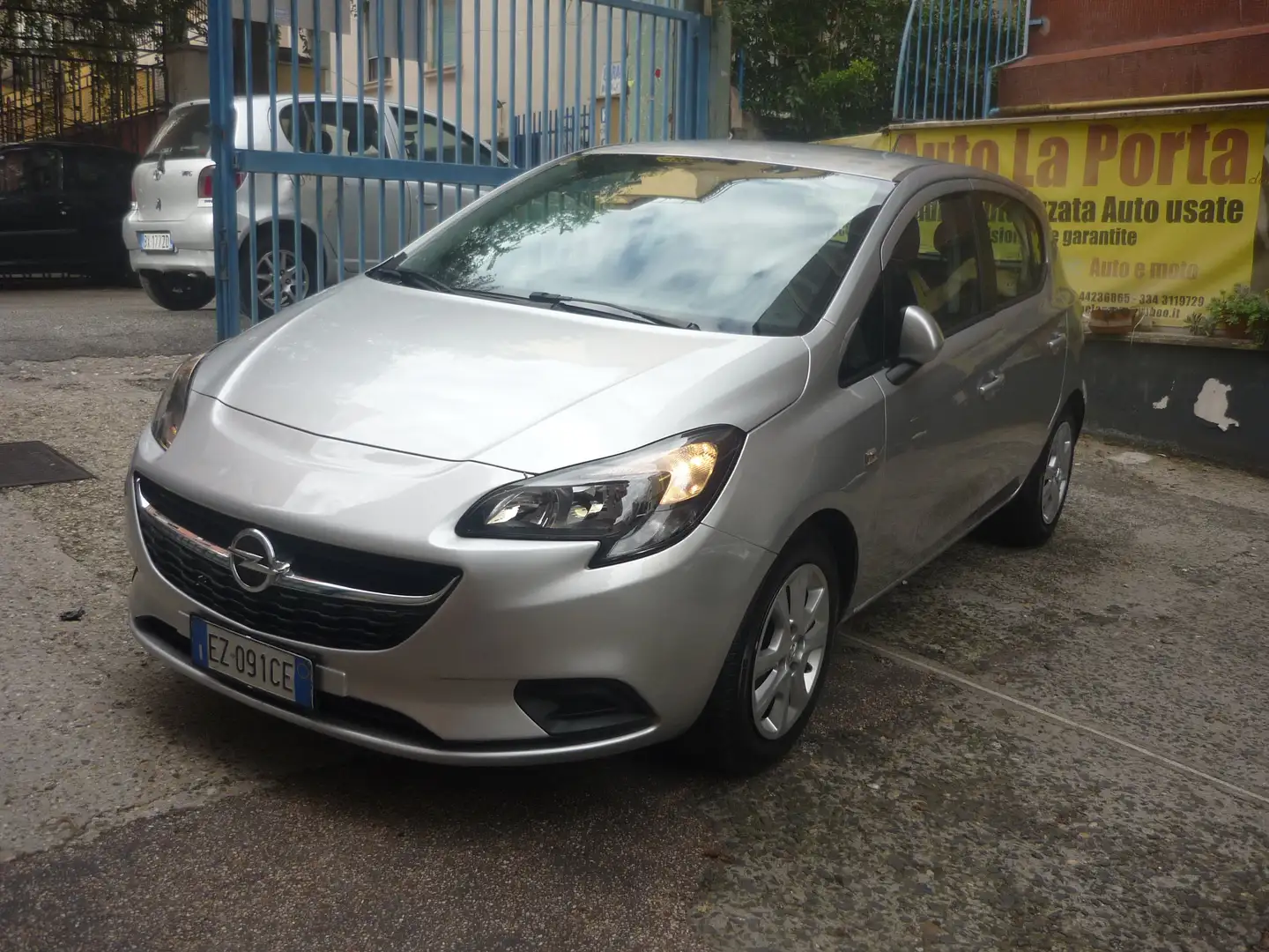 Opel Corsa Corsa V 2015 5p 1.2 Cosmo Solo 85.000 KM. Argent - 1