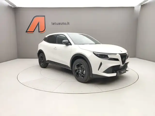 Alfa Romeo Junior view 3