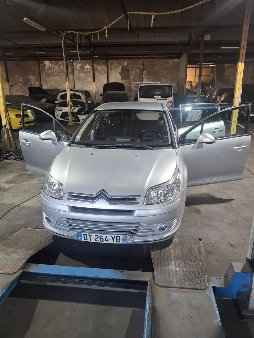 Citroen C4 HDi 110FAP Exclusive - 1