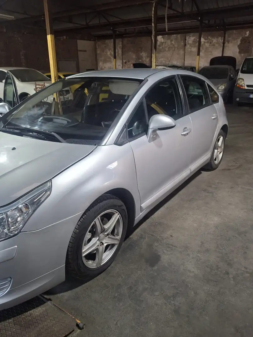 Citroen C4 HDi 110FAP Exclusive - 2