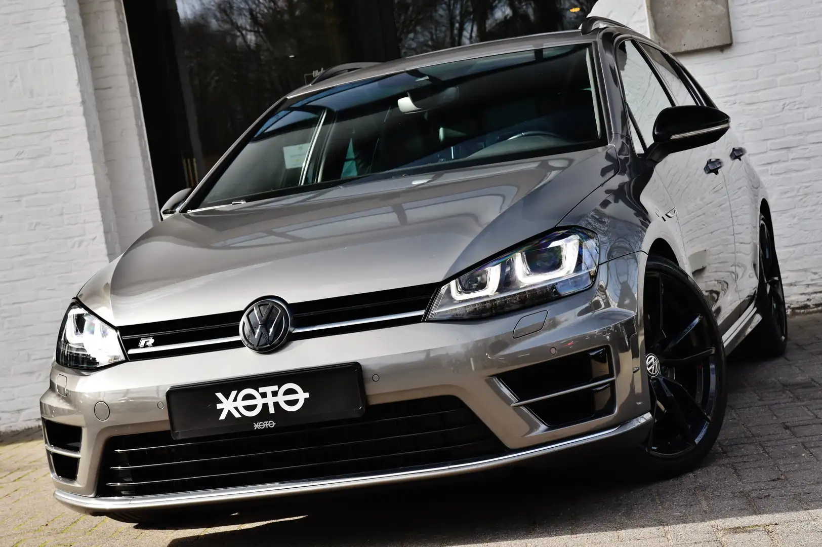 Volkswagen Golf Variant R 4-MOTION DSG ***NP: € 51.736,-*** Grijs - 1