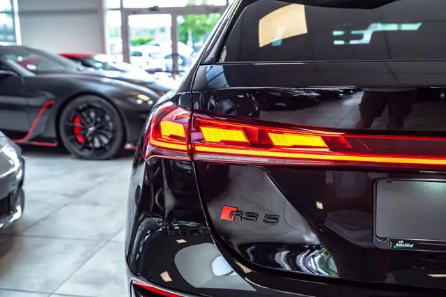 Audi RS5 view 16