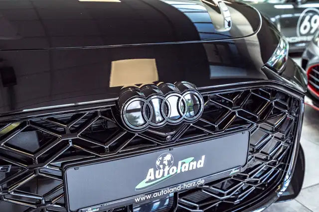 Audi RS5 view 9