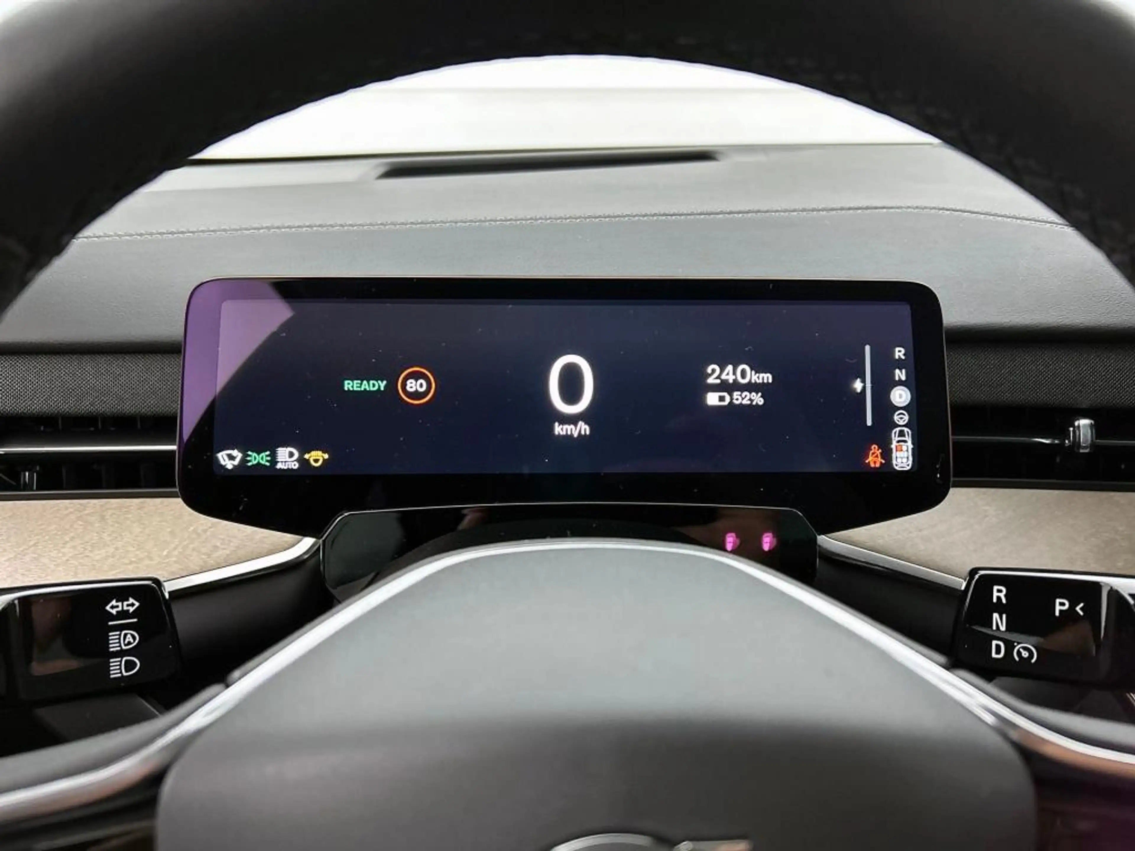 Volvo EX90 Twin Motor Performance Ultra 7p 111 kWh — photo 12