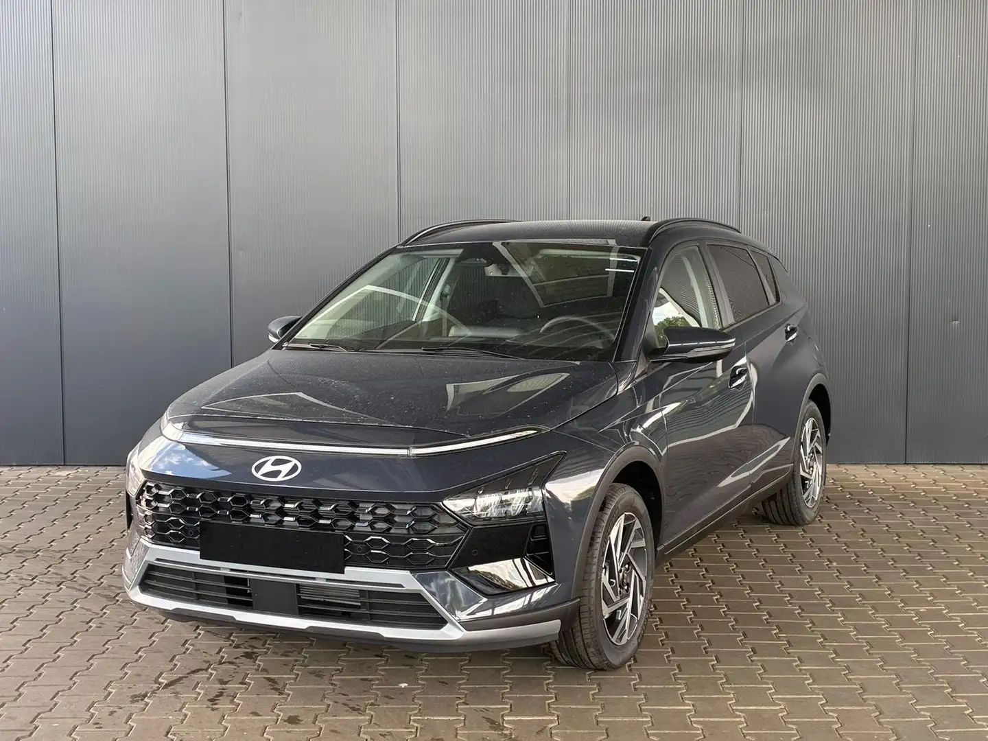 Hyundai BAYON Comfort Plus 1.2 MPI / Sitz + Lenkradheizung PD... Grau - 1