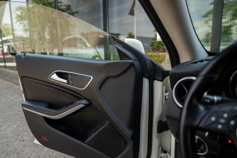 Mercedes-Benz CLA 180 BlueEFF. Ambition Orig NL Auto NAP — photo 11