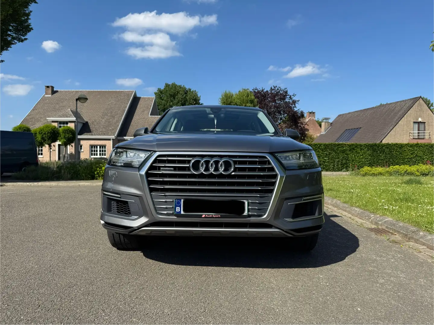 Audi Q7 3.0 TDi V6 Quattro e-tron Plug in Hybride - PROPER Gris - 2