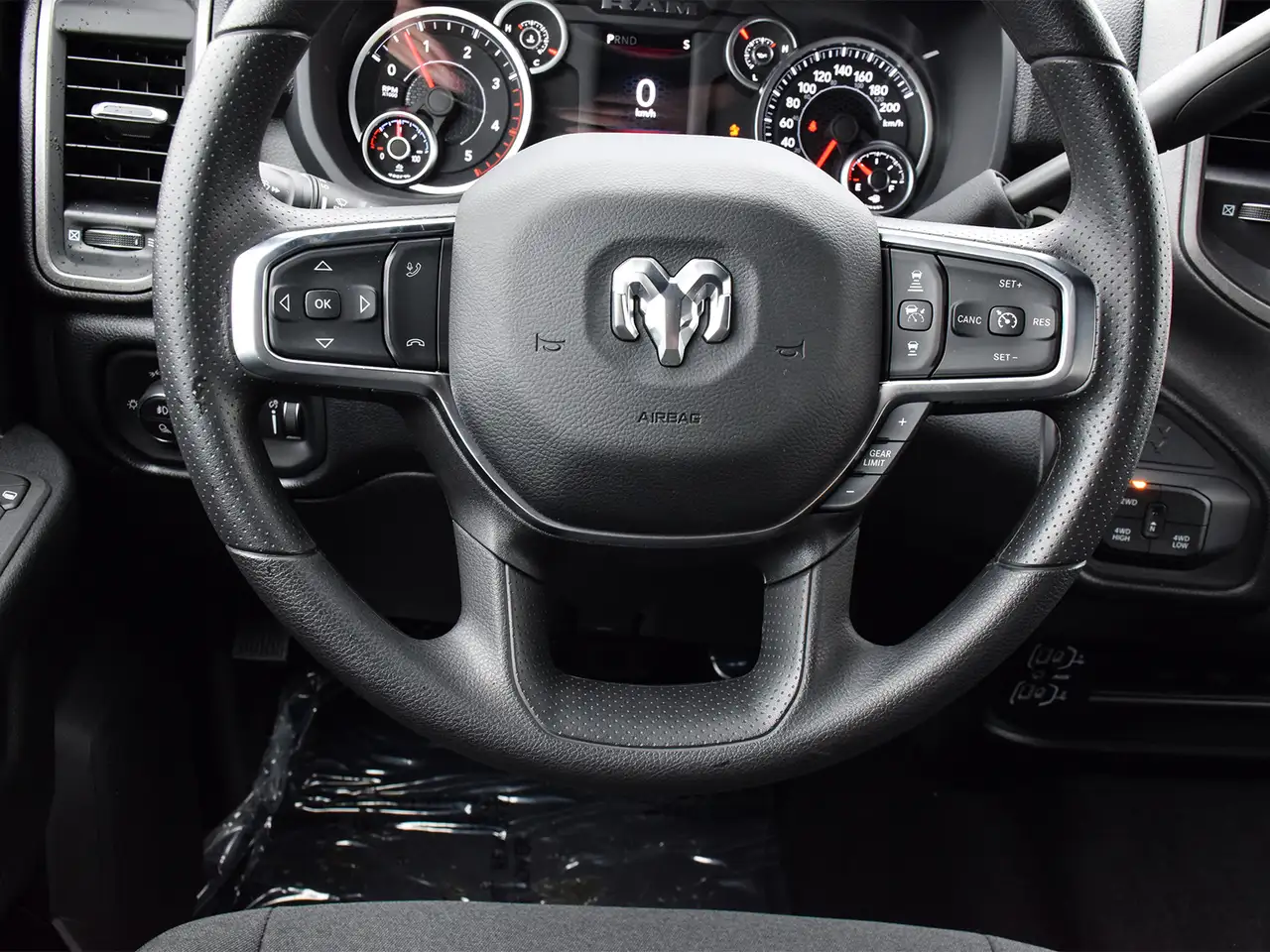 RAM 3500 снимка RAM 3500