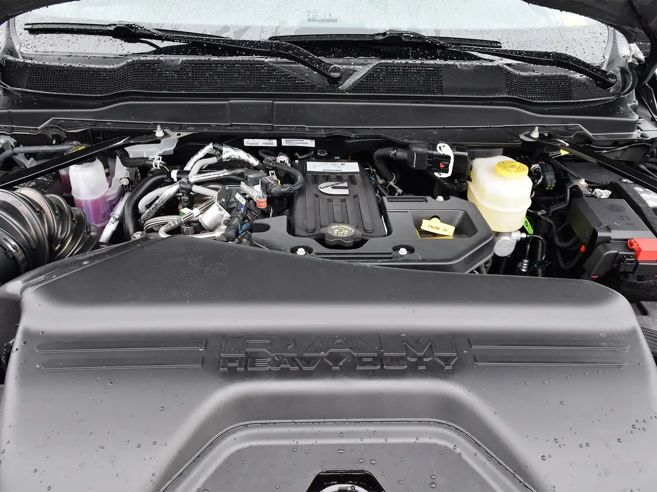RAM 3500 снимка RAM 3500