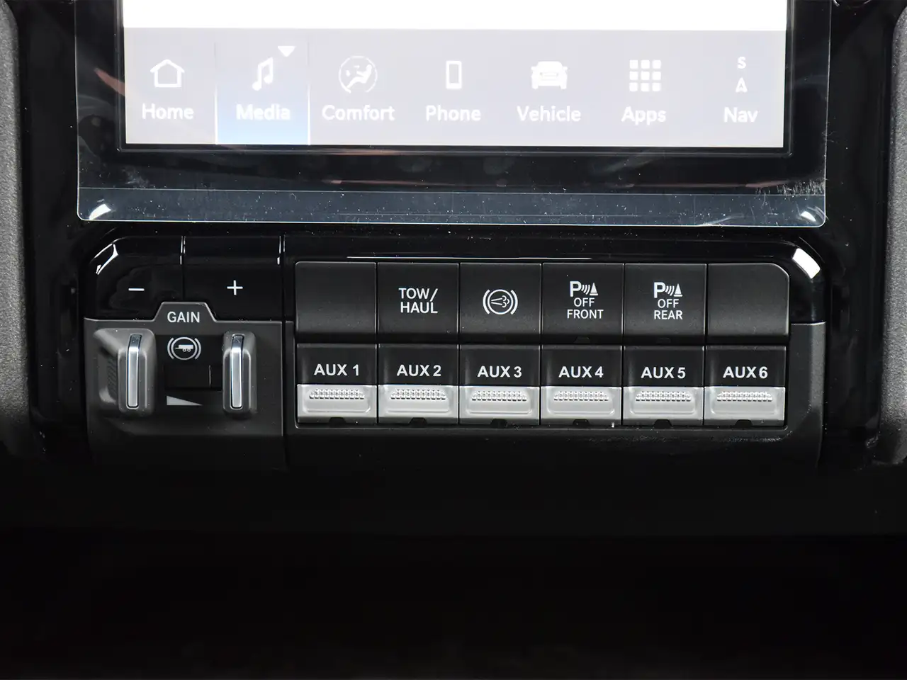 RAM 3500 снимка RAM 3500