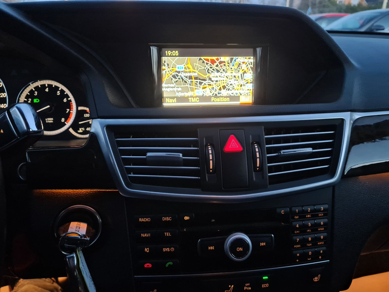 Mercedes-Benz E 300 T CGI 4Matic Automatik  1.HAND/ TOP AUSST. — photo 15