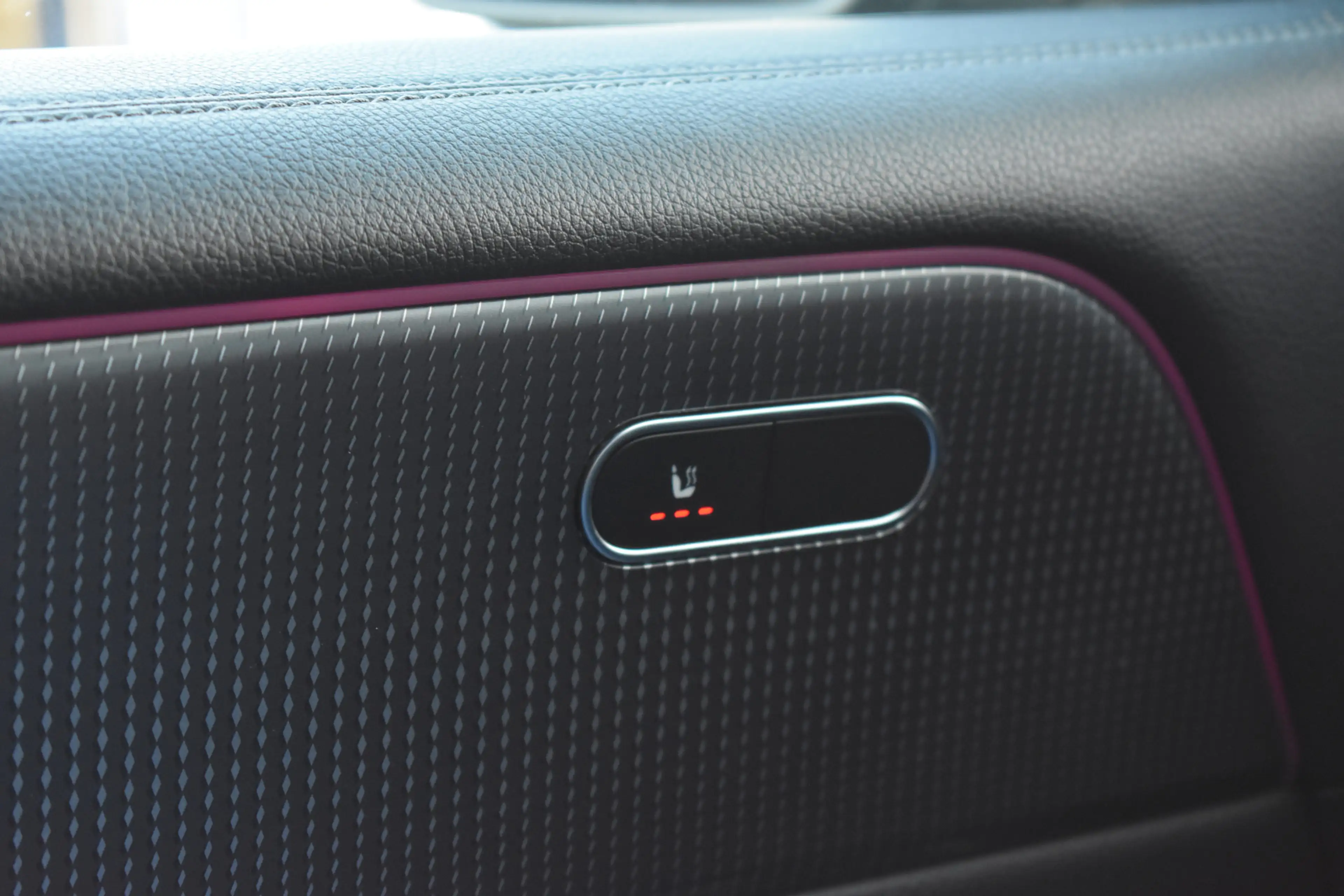Mercedes-Benz EQB 250 Luxury Line 7p. 67 kWh LED | Camera | Carplay | Ad — photo 16