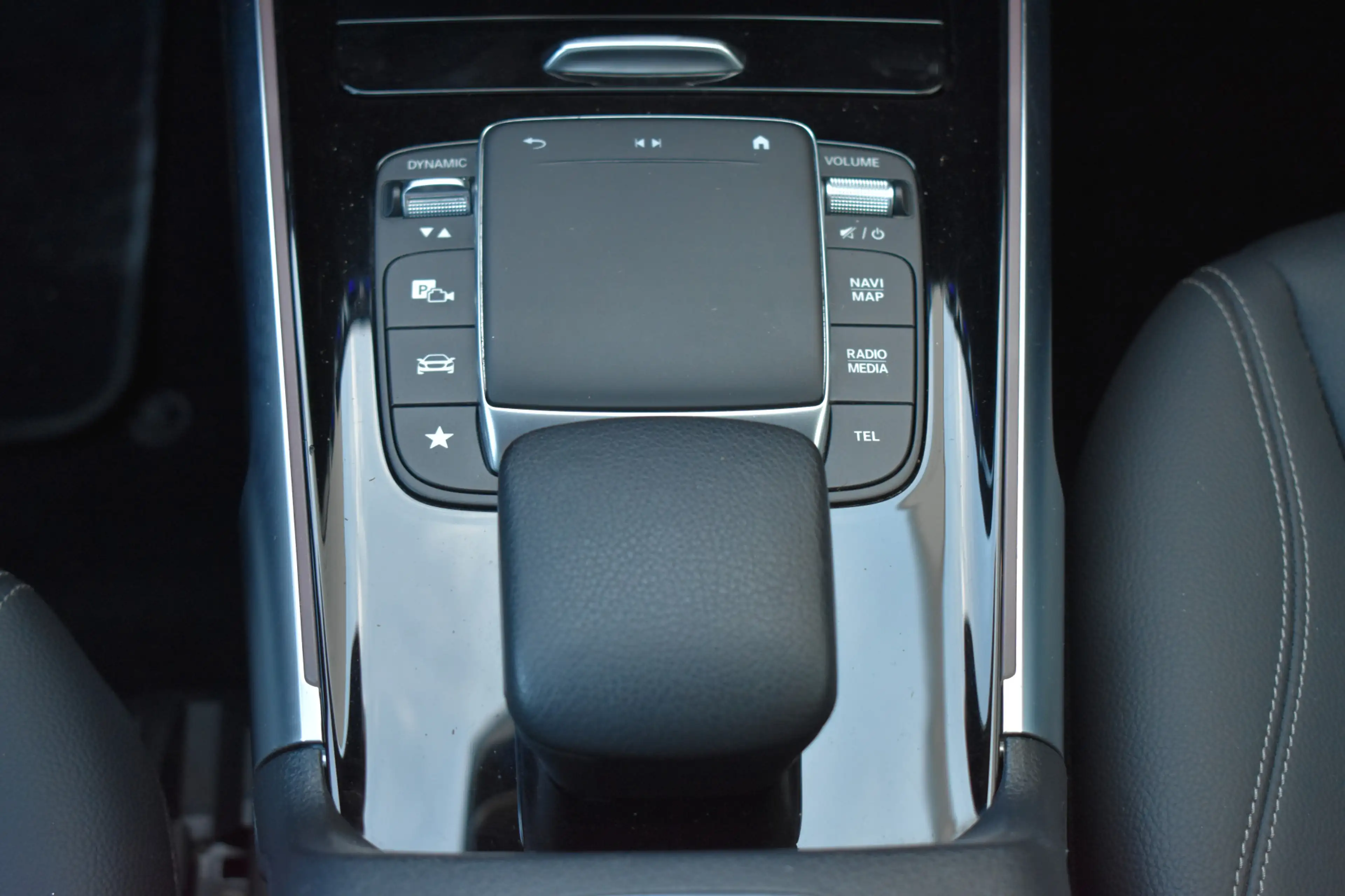 Mercedes-Benz EQB 250 Luxury Line 7p. 67 kWh LED | Camera | Carplay | Ad — photo 10